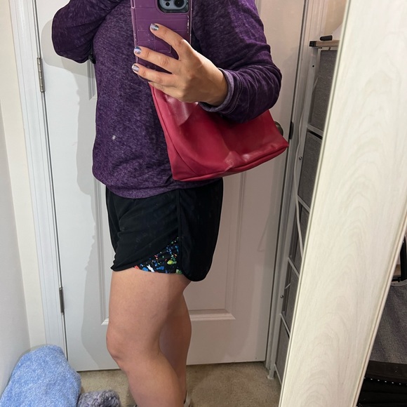 ALTAI MADE IN USA ART BAG RED BROWN LEATHER VGUC CHICAGO BULLS RED COLOR - Picture 9 of 16